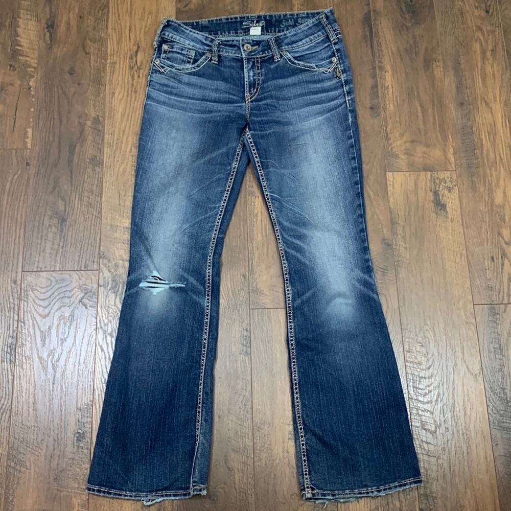 Silver Jeans Suki Surplus Thick Stitched Back Flap Pockets Boot Cut Jeans
